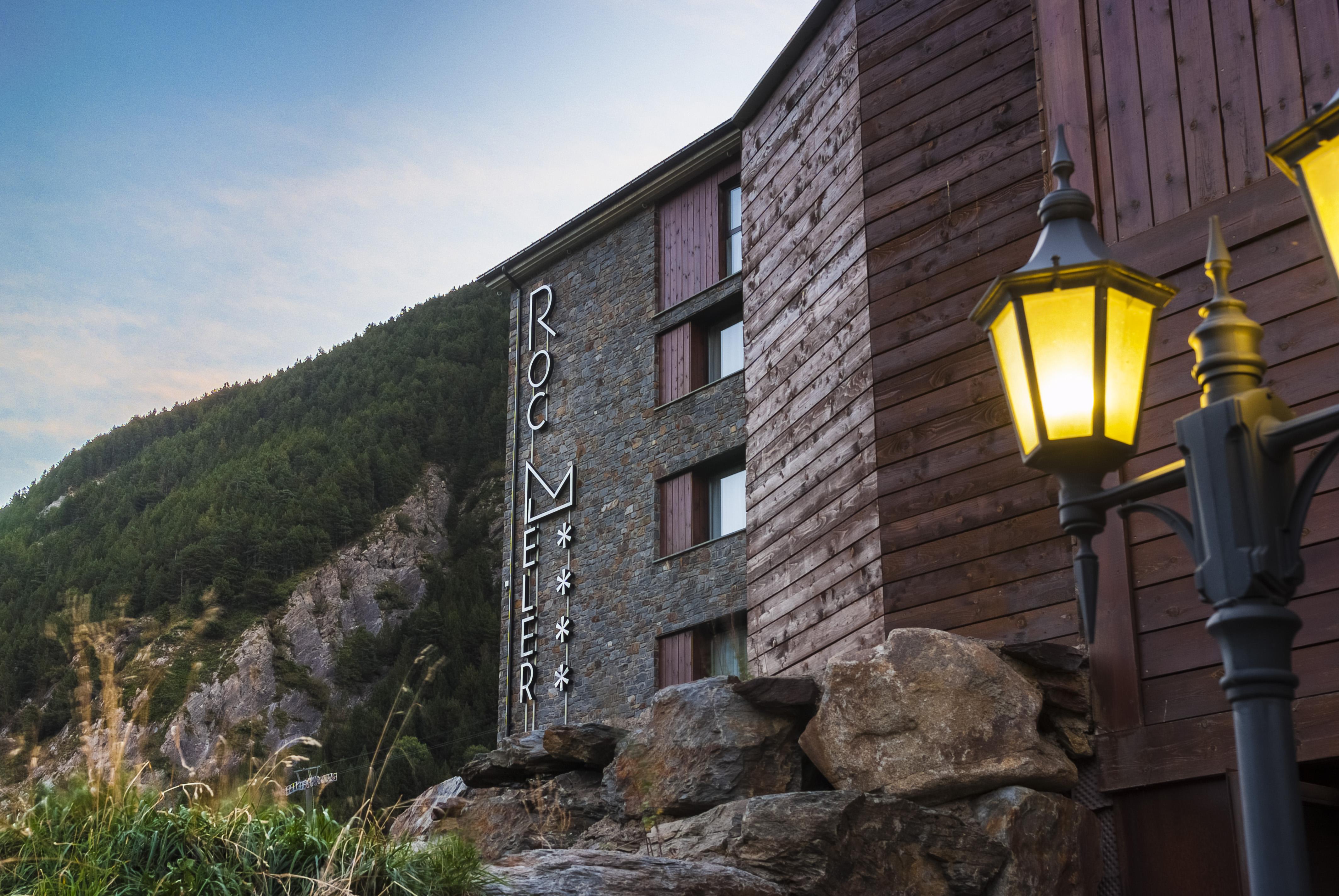 Aj Hotel And Spa Canillo Exterior photo